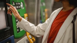 Expert Advice for Selecting a Ticket Vending Machine in 2025