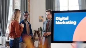 Why Every Marketer Is Talking About Retail Online Advertising